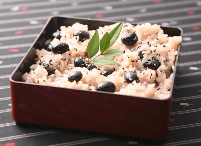 ワイン風黒豆おこわ