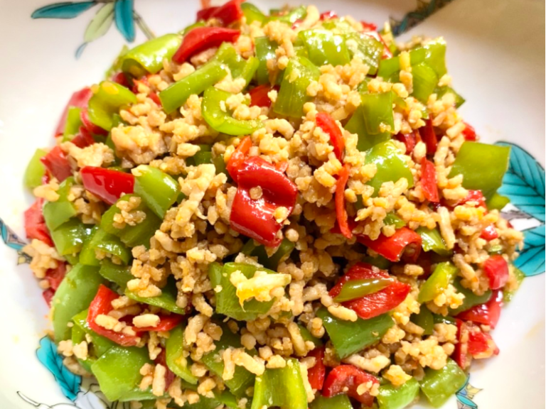 万願寺甘とうと鶏肉ミンチのふりかけ