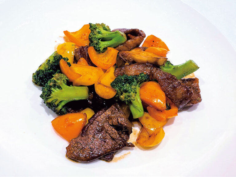 最優秀賞　京都肉と大黒しめじの甜麺醤炒め